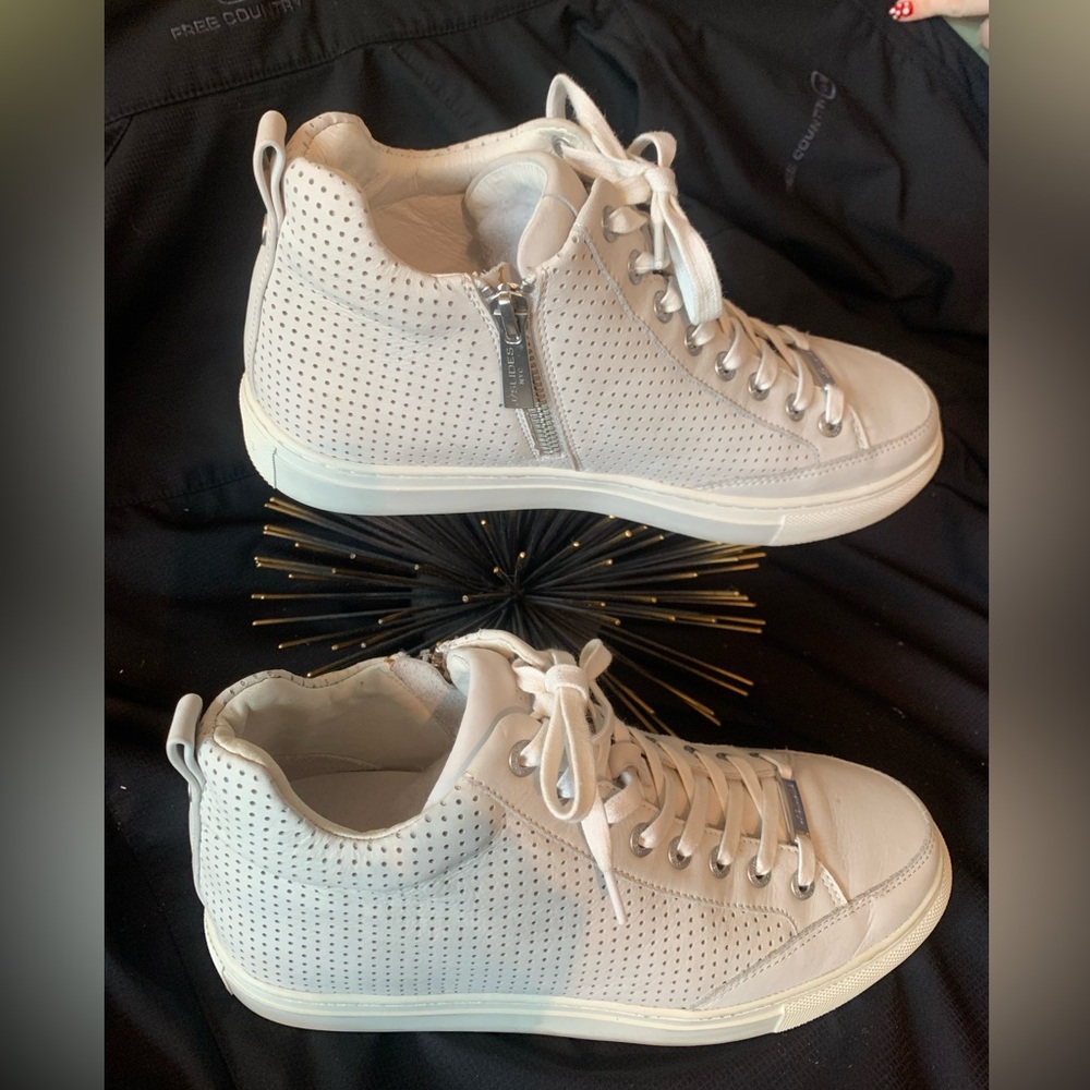 J/Slides White Perforated High-Top Sneakers Size 8M